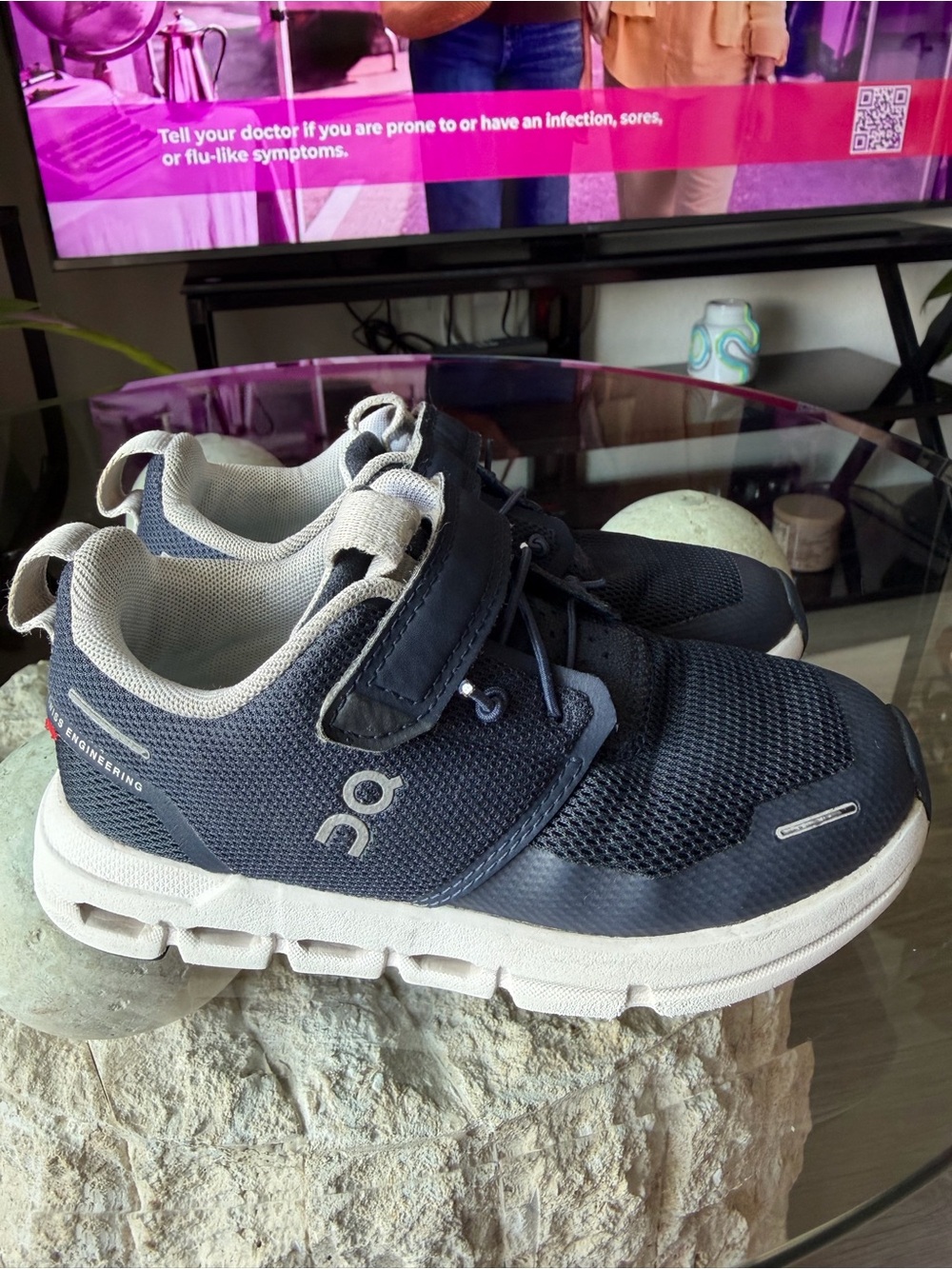 On Cloud Play Kids K11 Navy Running Shoes